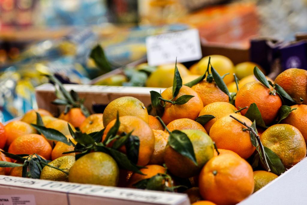 oranges for sale at market